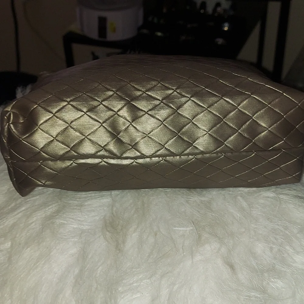 SeI Bella Quilted Woven Metallic Cosmetic Pouch Zip Bag
